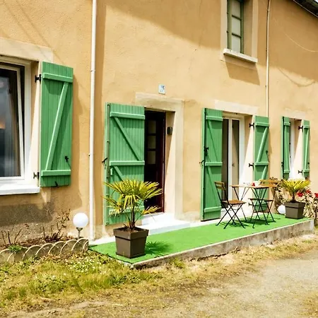Maison De Bourg * Saint-Domineuc